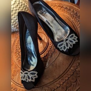 💙 SUZY SHIER 💙 Black Satin Open Toe Heels with Rhinestone